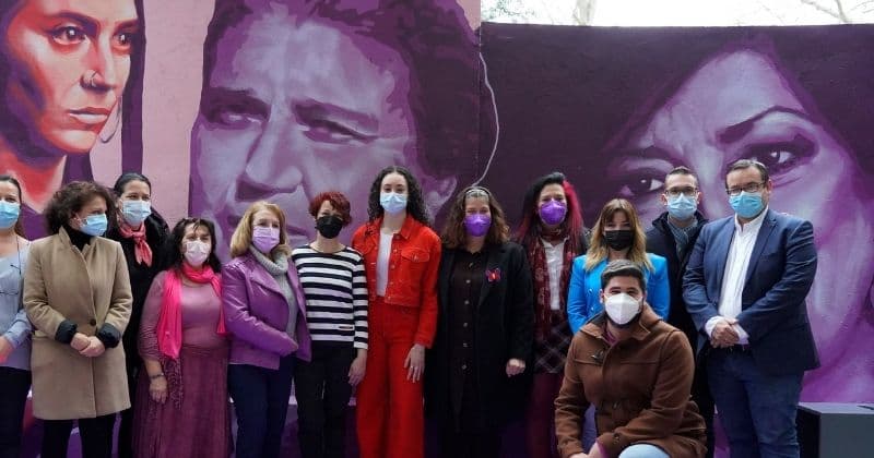 Móstoles inaugura un mural feminista