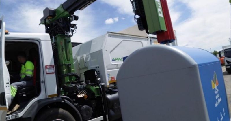Alcorcón implementa el sistema de carga bilateral en la recogida de residuos