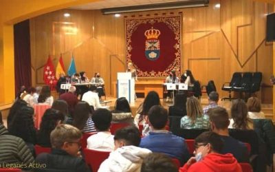 Los institutos Pedro Duque y San Nicasio disputan este viernes la final de la II Liga de Debate Escolar de Leganés