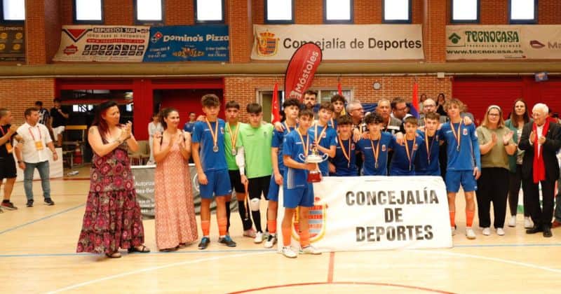Los equipos infantil y cadete del Futbol Sala Móstoles se proclaman subcampeones de España