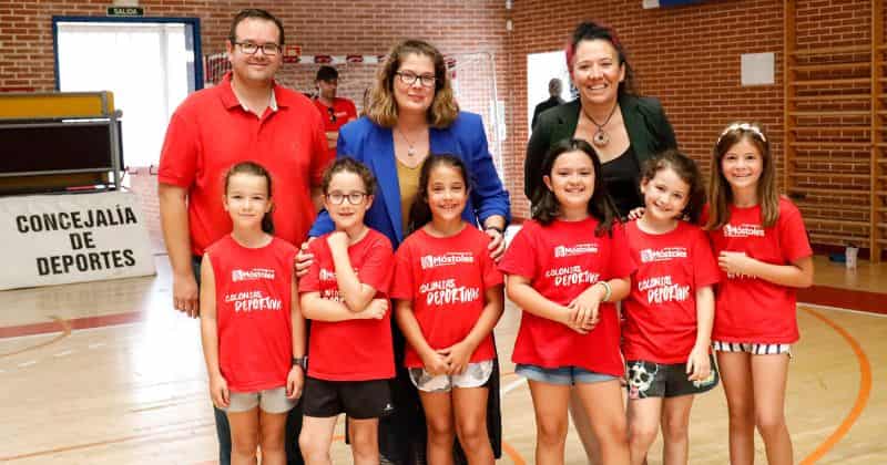 200 niños y niñas participan en la primera quincena de las colonias deportivas de verano de Móstoles
