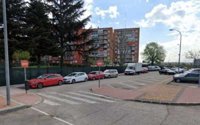 Iniciadas las obras de reurbanización de dos espacios de aparcamiento en el Parque Miraflores