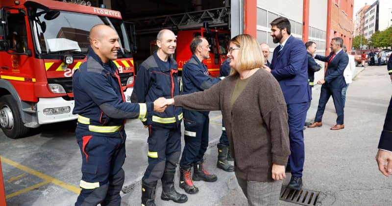 Móstoles reconoce a sus bomberos su labor al servicio de los mostoleños durante 48 años